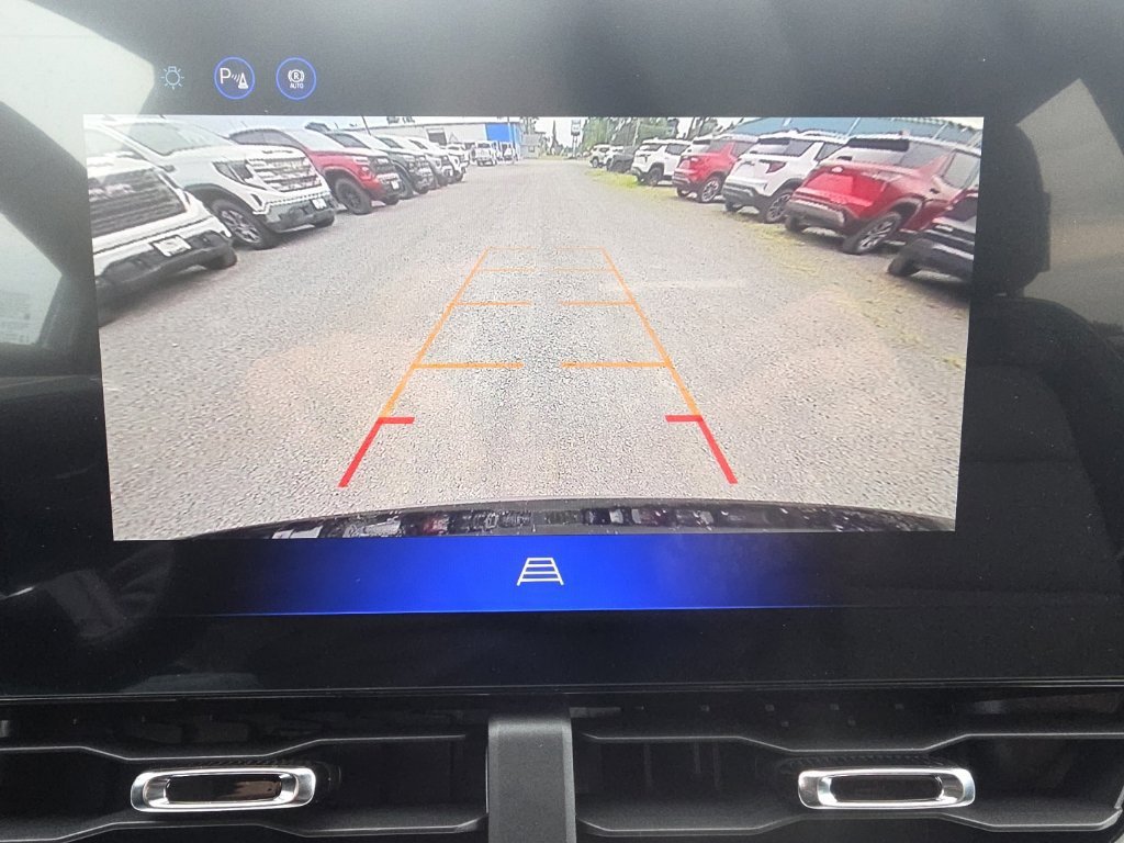 2027 Chevrolet Equinox LT - Photo 25