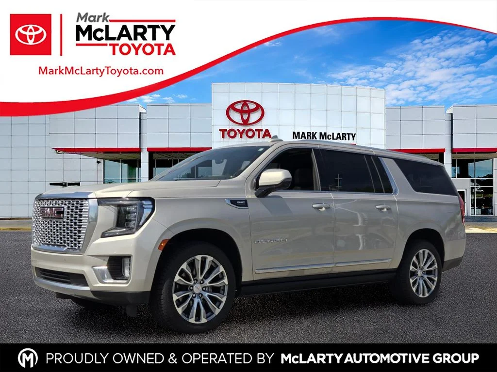 2021 GMC Yukon Denali 2WD's photo