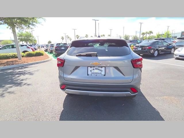 2026 Chevrolet Trax LT - Photo 21