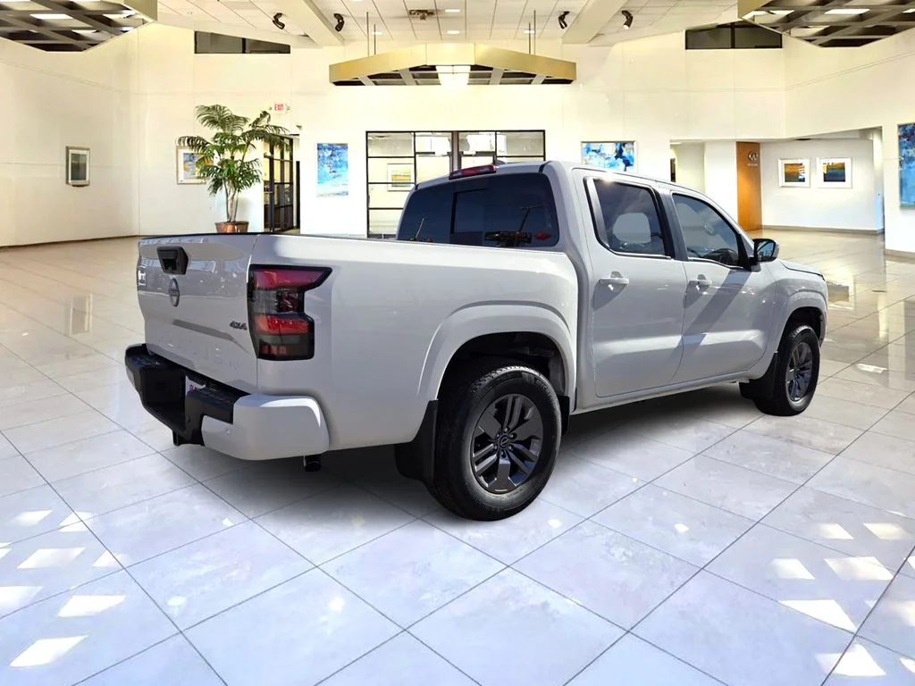 2026 Nissan Frontier SV - Photo 4