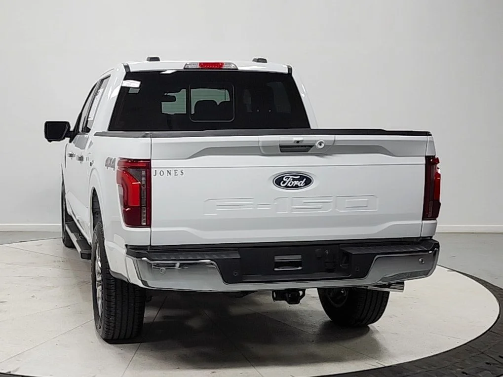 Used 2024 White Ford Lariat image 6