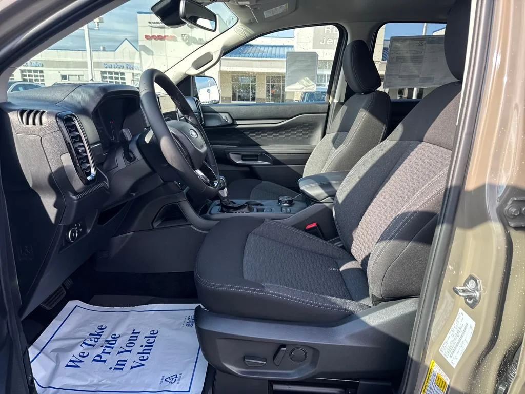 2025 Ford Ranger XLT - Photo 9