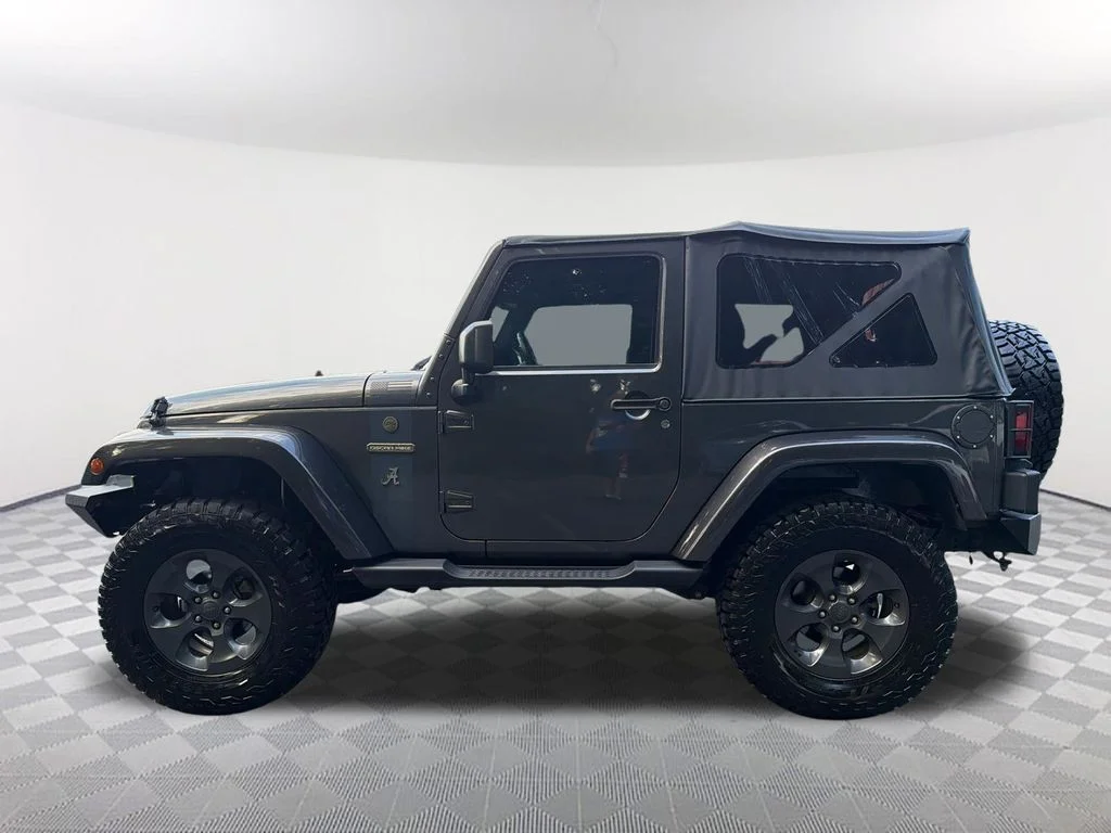 Used 2017 Gray Jeep Sport image 8