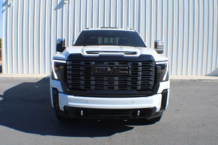 Certified Used 2026 Glacier White Tricoat GMC Denali Ultimate image 21