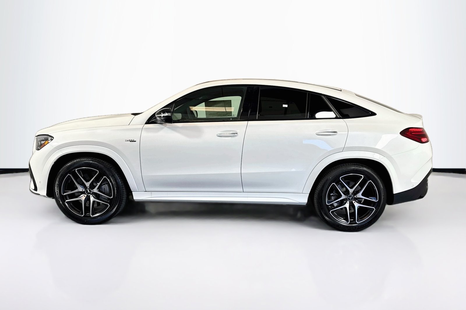 New 2026 MANUFAKTUR Moonlight White Metallic Mercedes-Benz AMG® GLE 53 image 8