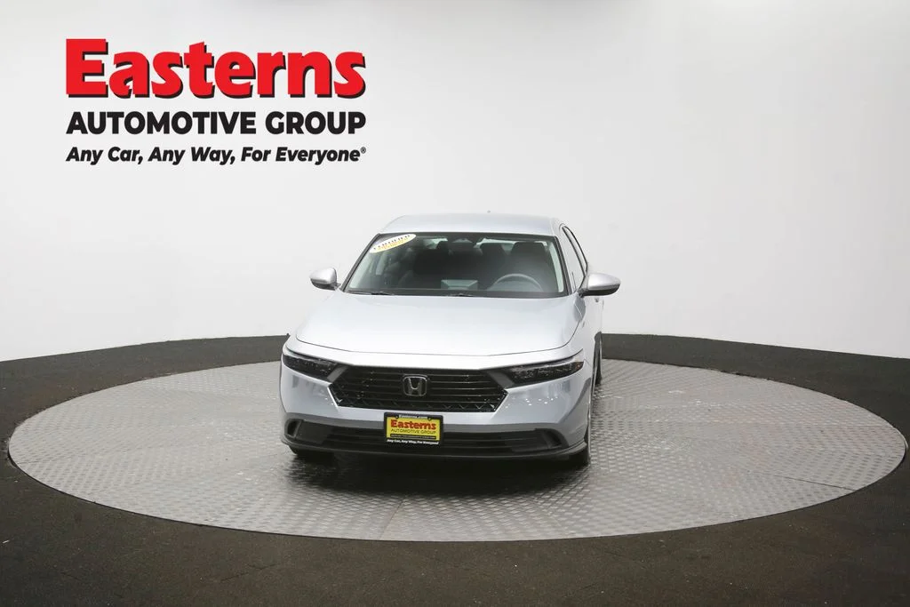 Used 2025 Silver Honda LX image 52