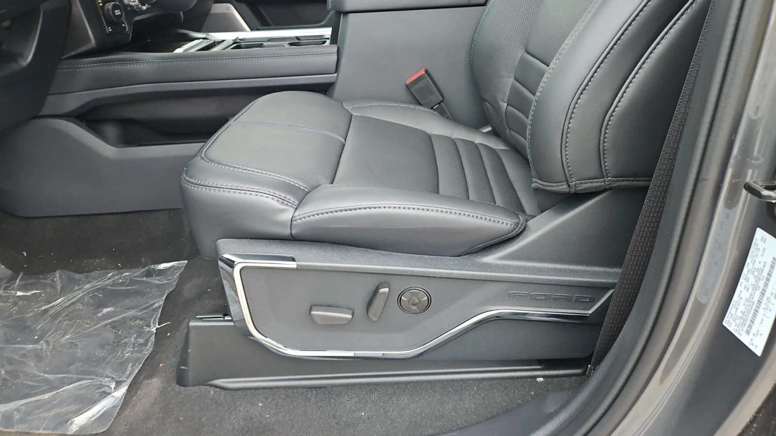 New 2026 Carbonized Gray Metallic Ford Platinum image 8