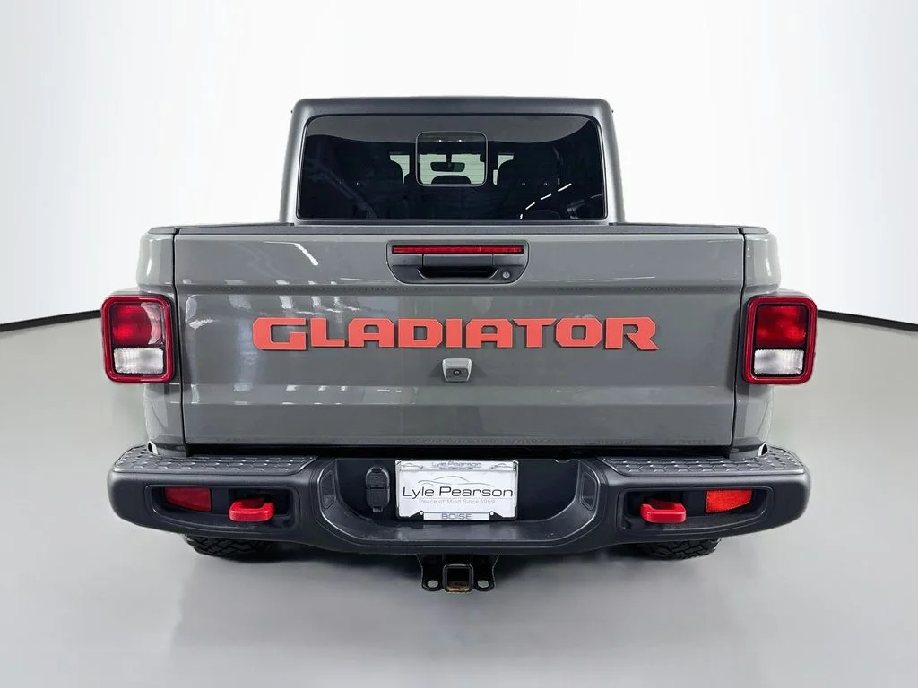 Used 2023 Gray Clearcoat Jeep Rubicon image 10