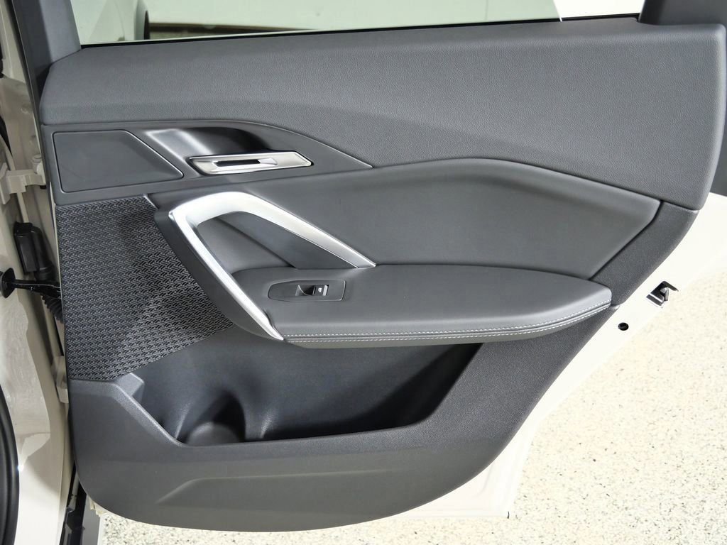 Used 2026 Dune Grey Metallic BMW xDrive28i image 24