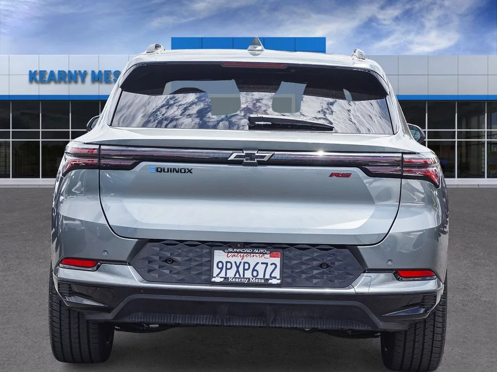 Used 2024 Gray Chevrolet RS image 5
