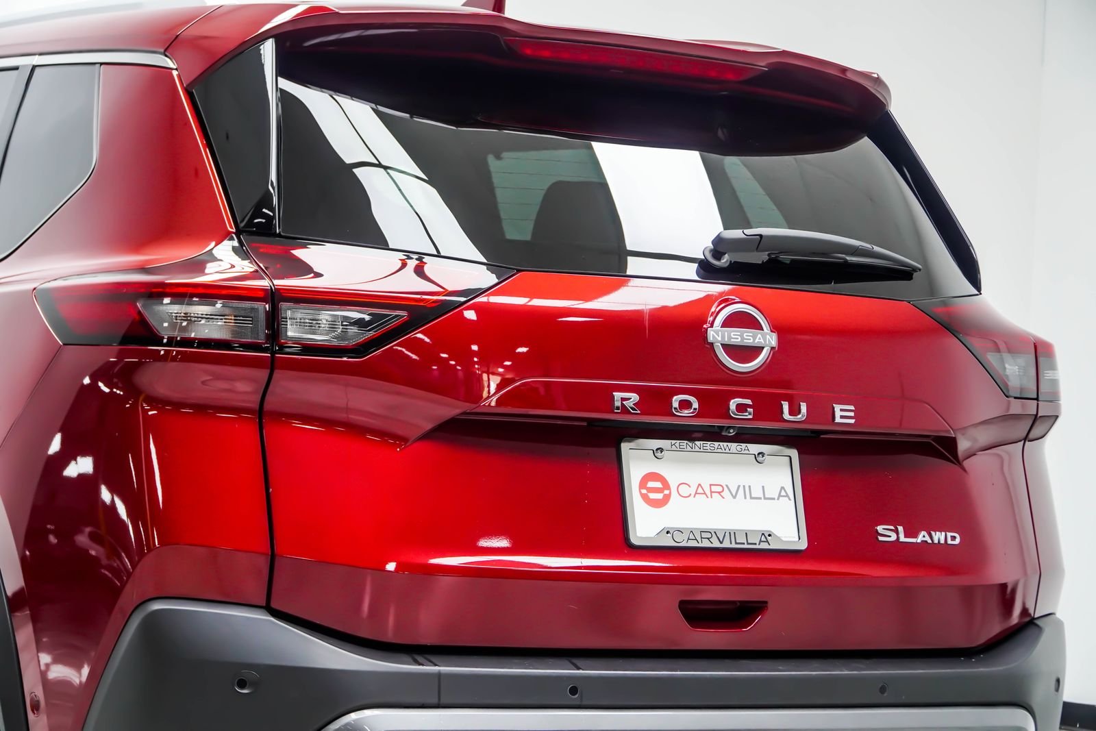 Used 2023 Red Nissan SL image 15