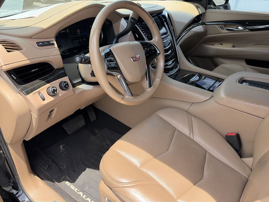 Used 2019 Black Cadillac Platinum Edition image 13