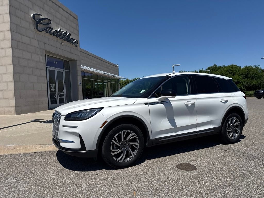 2023 Lincoln Corsair FWD's photo
