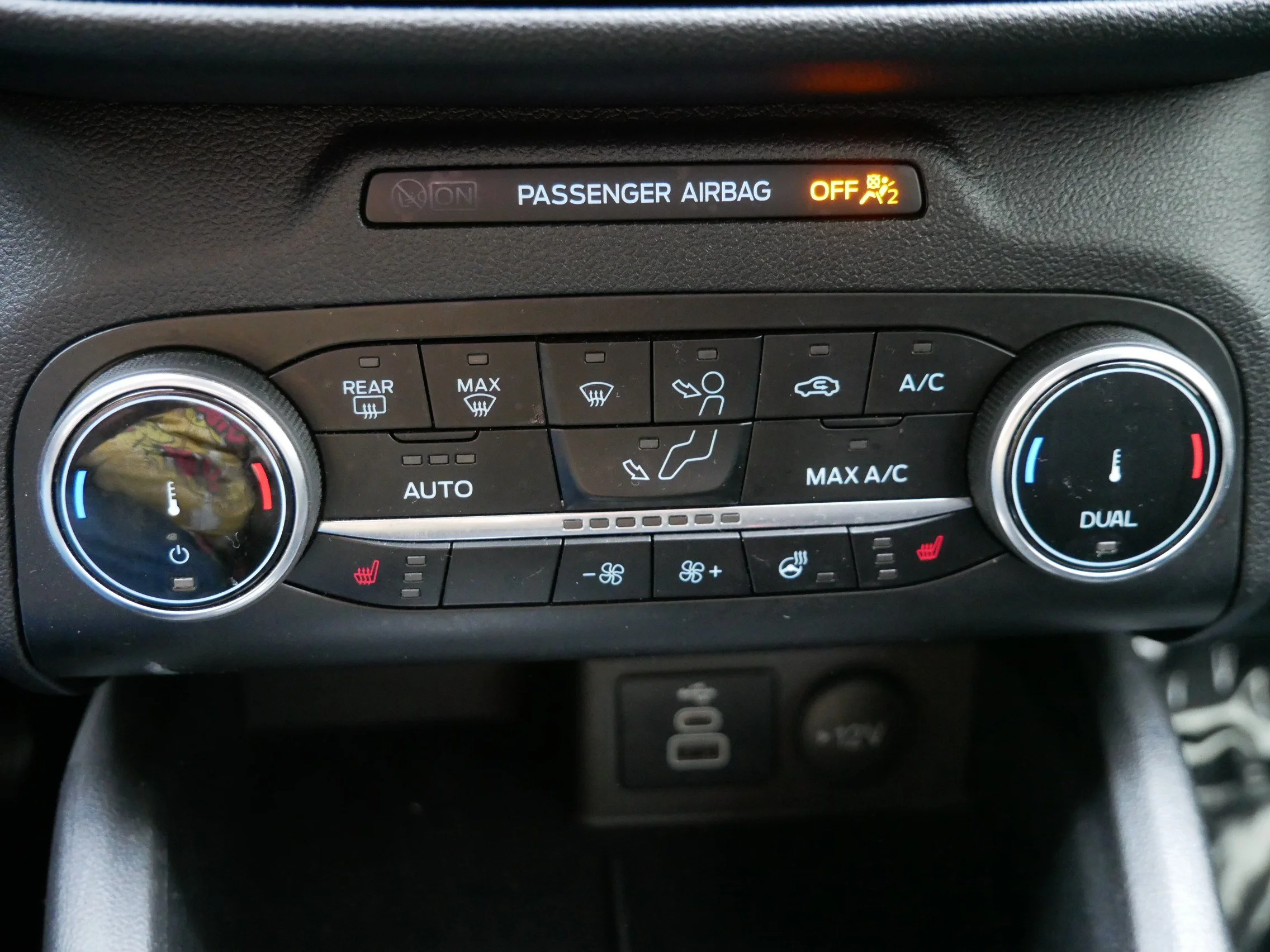 Certified Used 2024 Agate Black Metallic Ford Active image 27