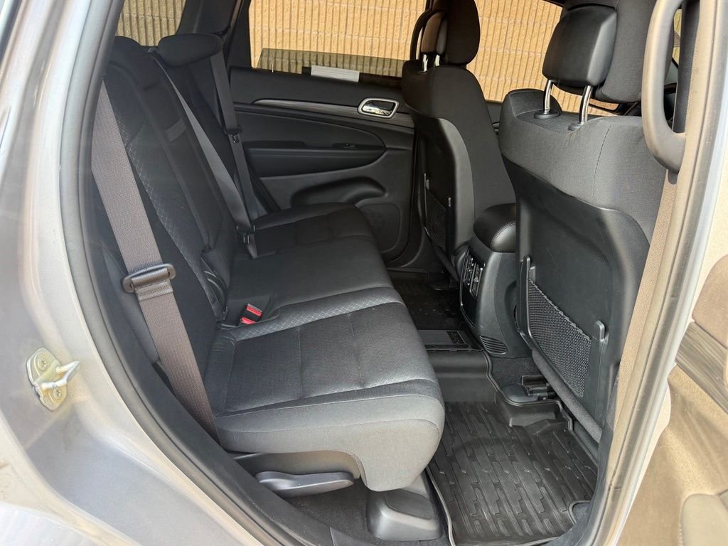 Used 2021 Billet Silver Metallic Jeep Laredo E image 43