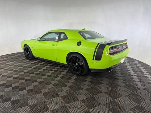Used 2015 Beige Dodge R/T Scat Pack image 9