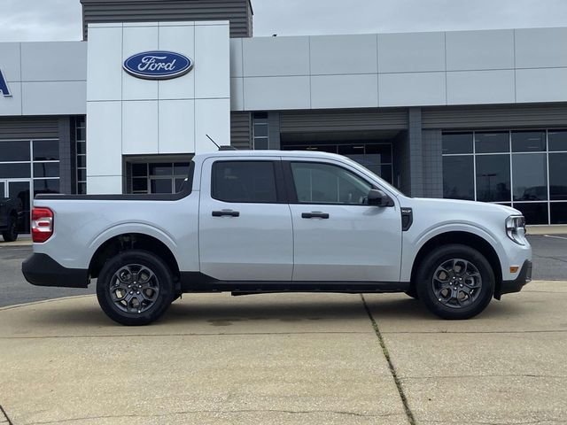 New 2026 Space White Metallic Ford XLT image 2