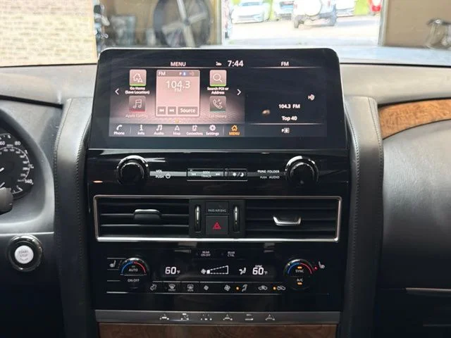 Used 2021 Gray Nissan SL image 15