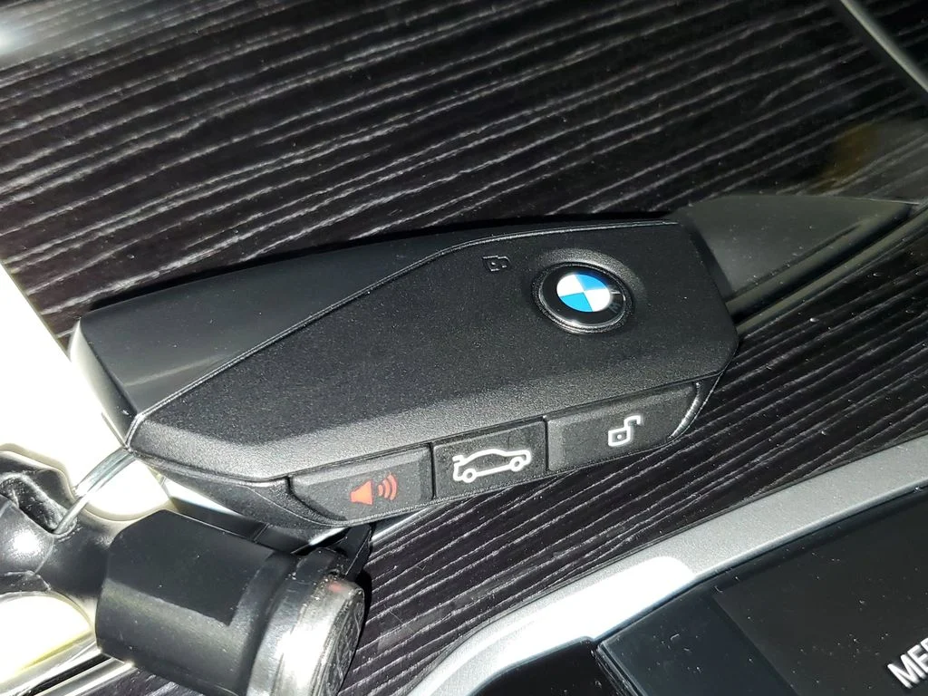 Used 2026 Black BMW sDrive40i image 26