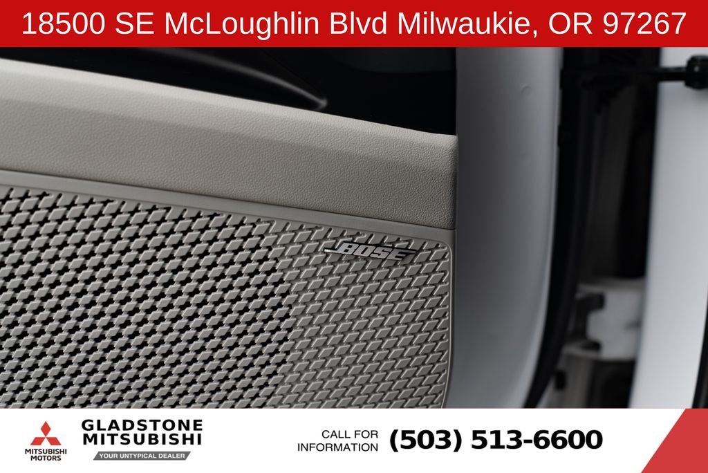 Used 2024 White Hyundai Limited image 19