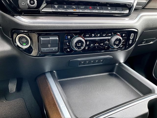 Used 2025 Black Chevrolet High Country image 26