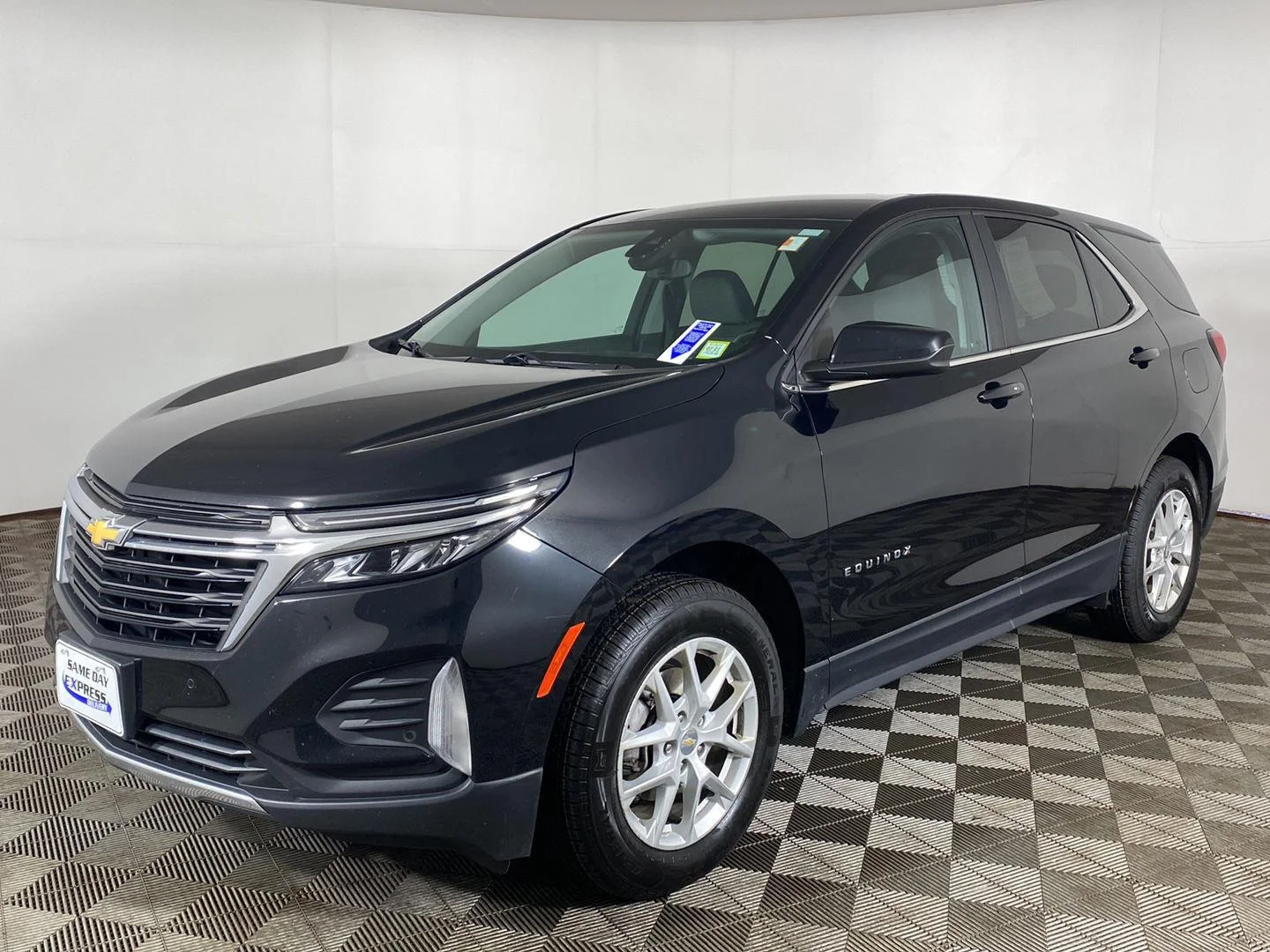 Used 2022 Mosaic Black Metallic Chevrolet LT image 26