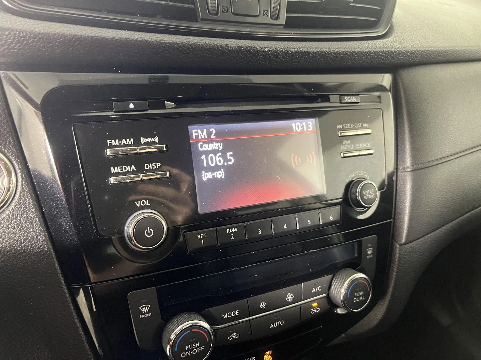 Used 2017 Midnight Jade Nissan SV image 18