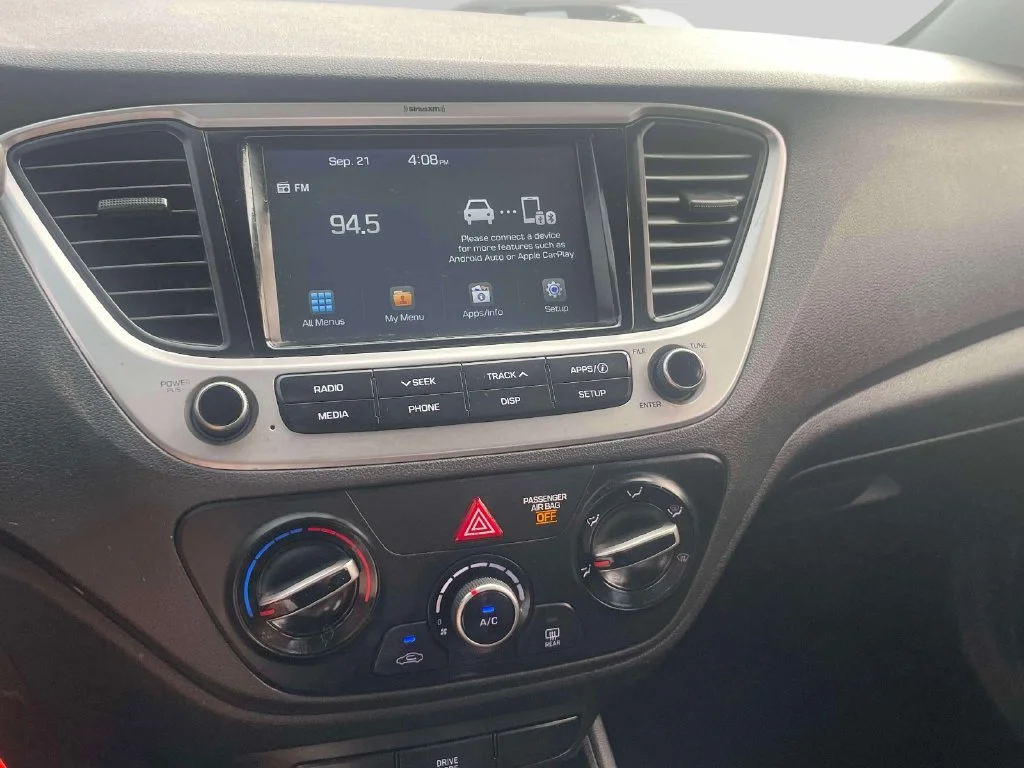 Used 2019 Gray Hyundai SEL image 25