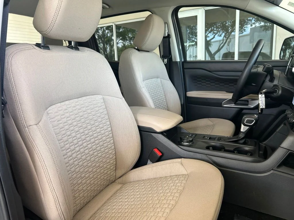 Used 2025 Gray Ford XLT image 22
