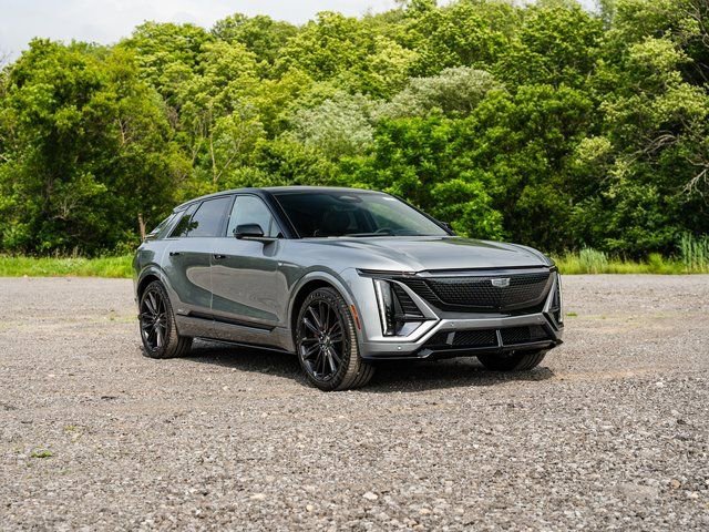 2026 Cadillac LYRIQ V Premium - Photo 7