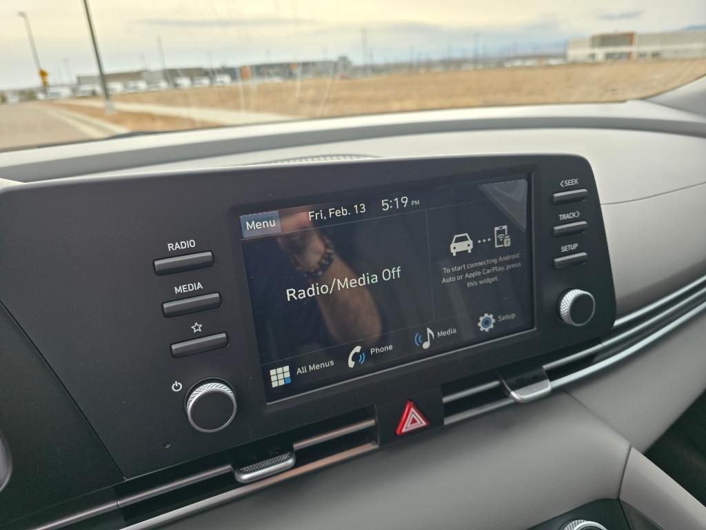 New 2026 Abyss Black Hyundai SE image 22