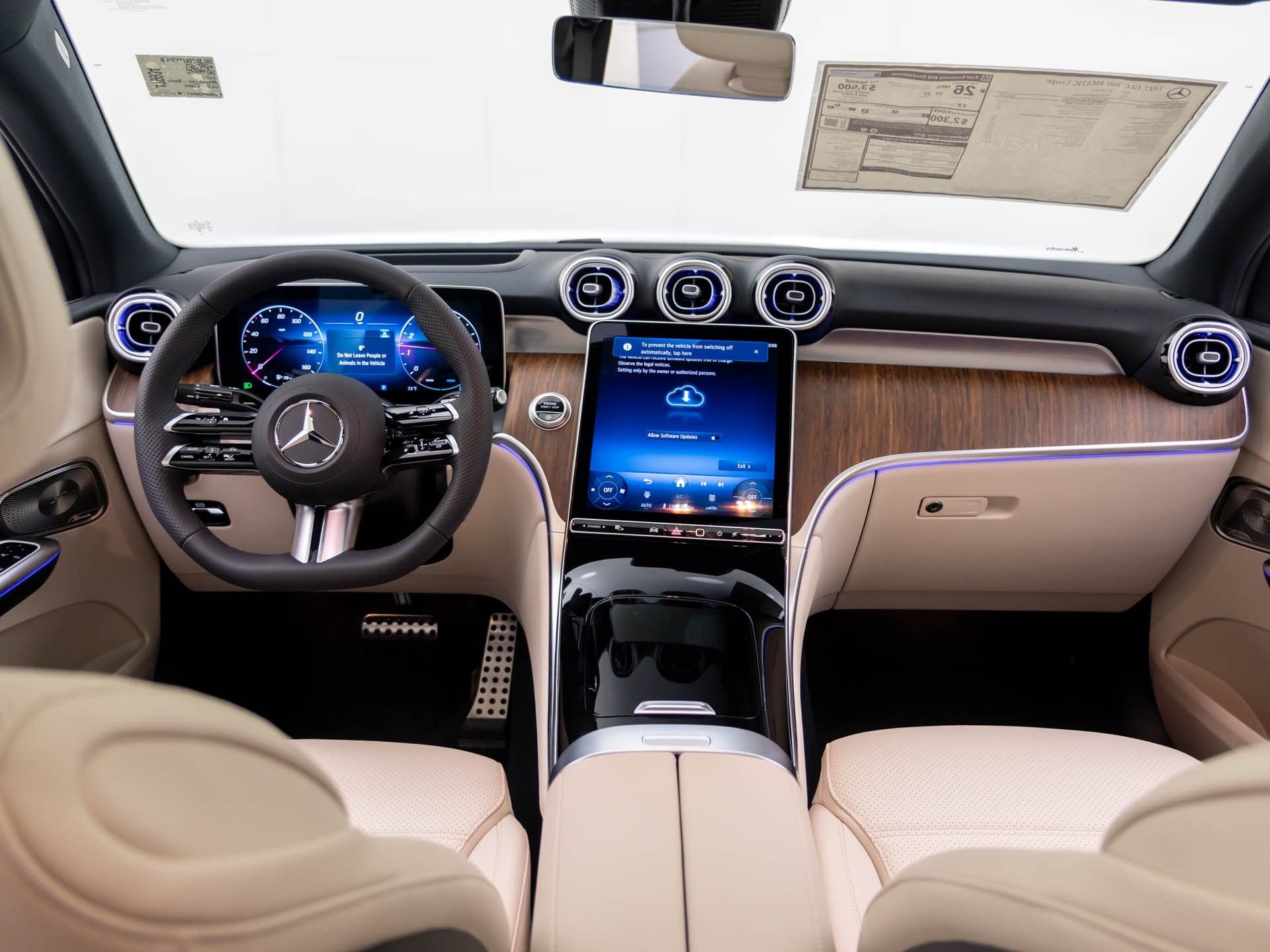 New 2027 MANUFAKTUR Moonlight White Metallic Mercedes-Benz GLC 300 Coupe image 10