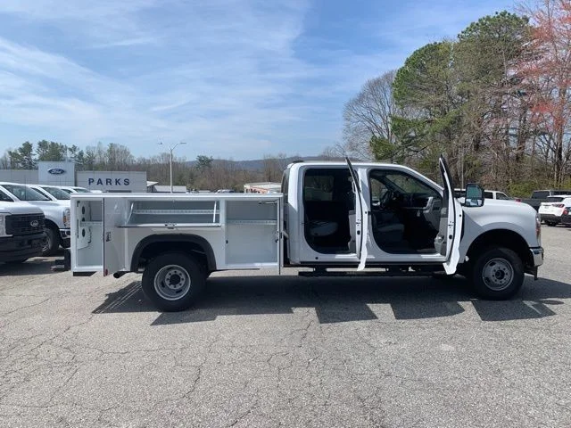 New 2026 White Ford F-350® XL image 41