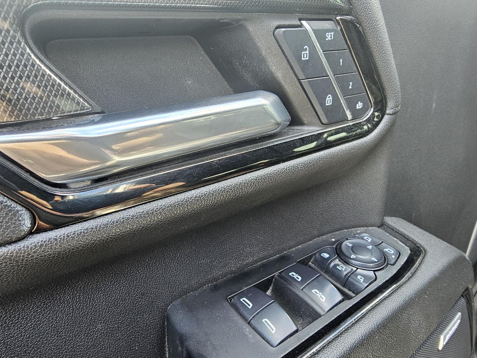 Used 2024 Sterling Metallic GMC AT4 image 15