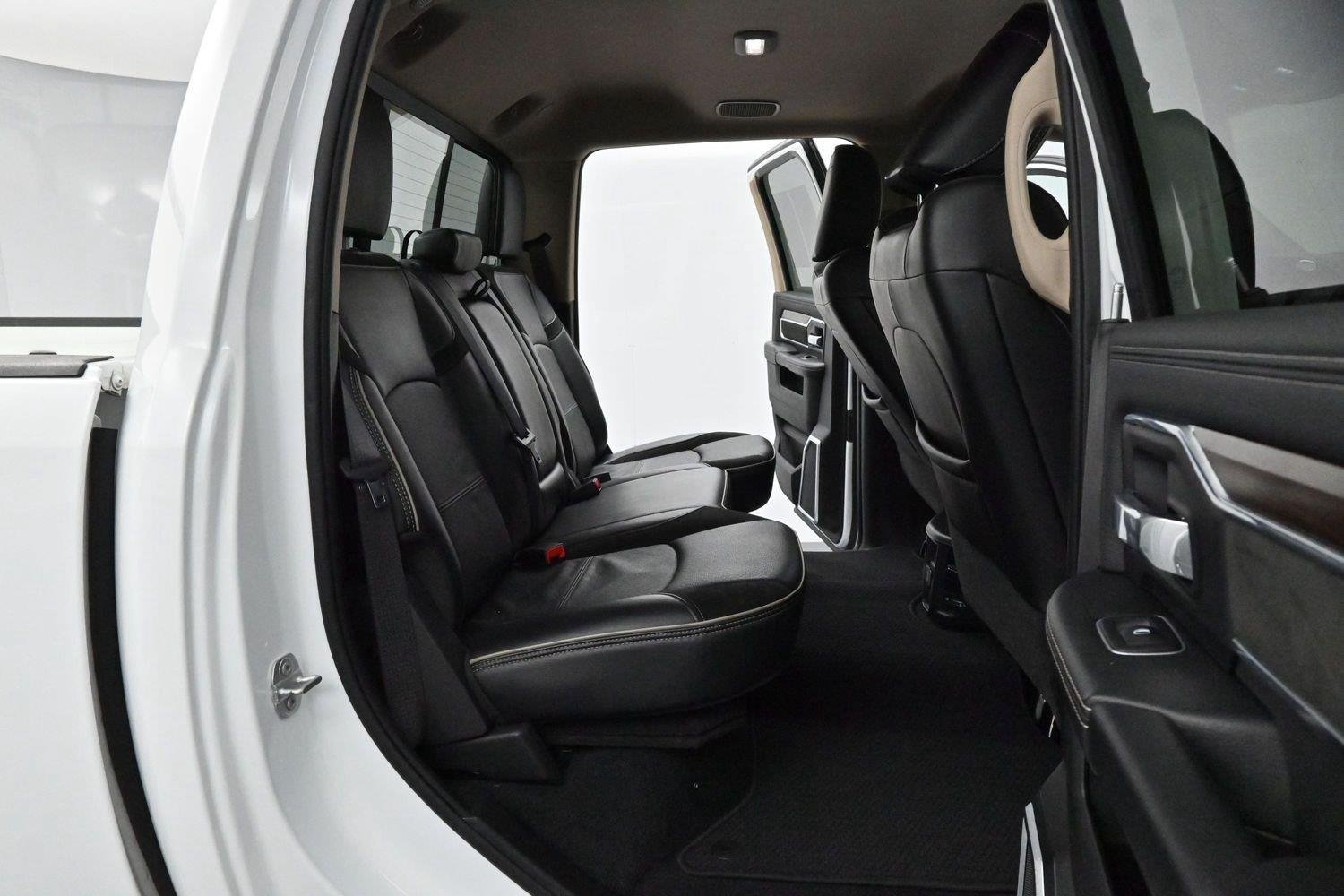 Used 2022 Bright White Clearcoat Ram Laramie image 33