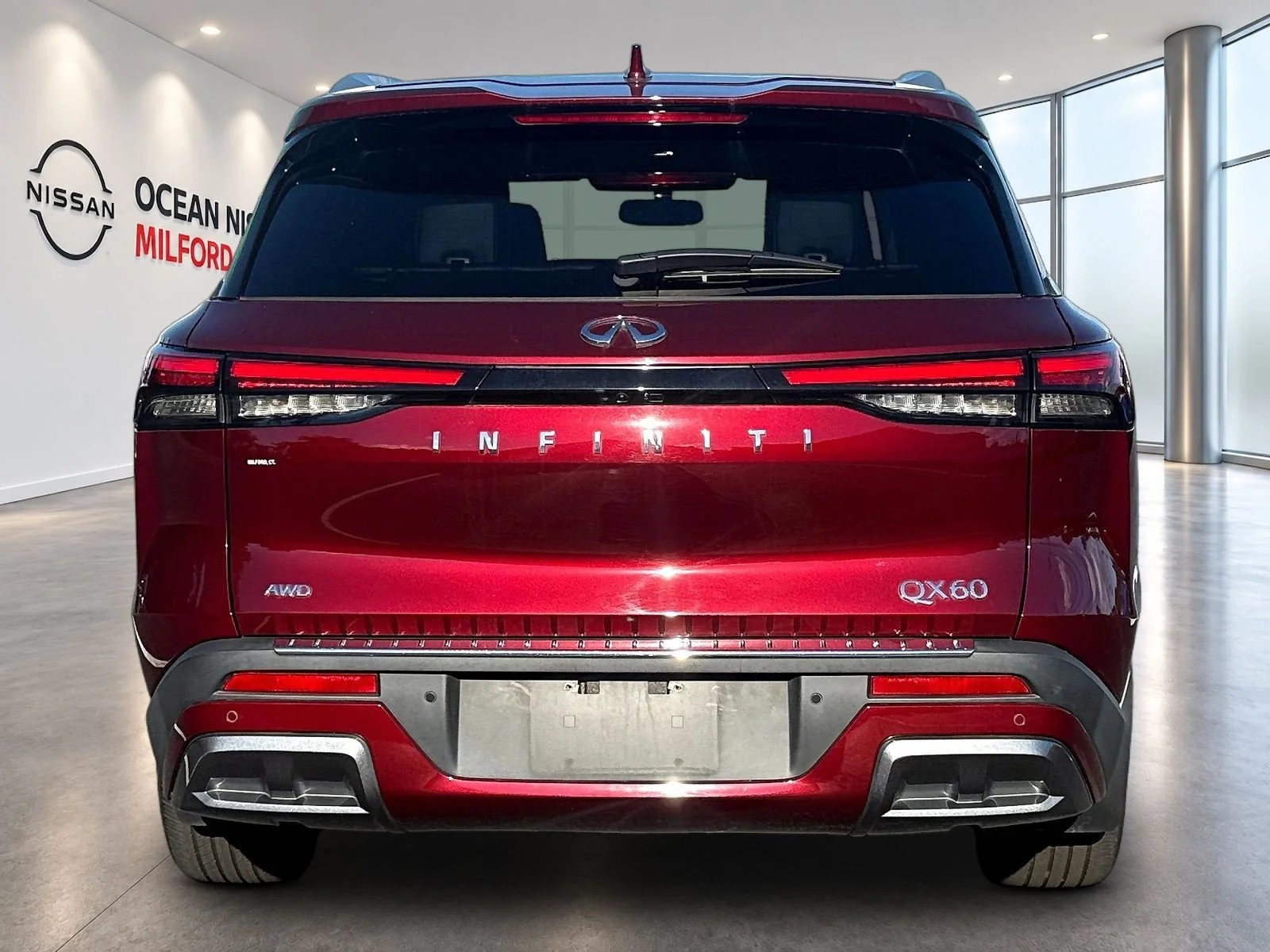 Used 2022 Bordeaux INFINITI LUXE image 6