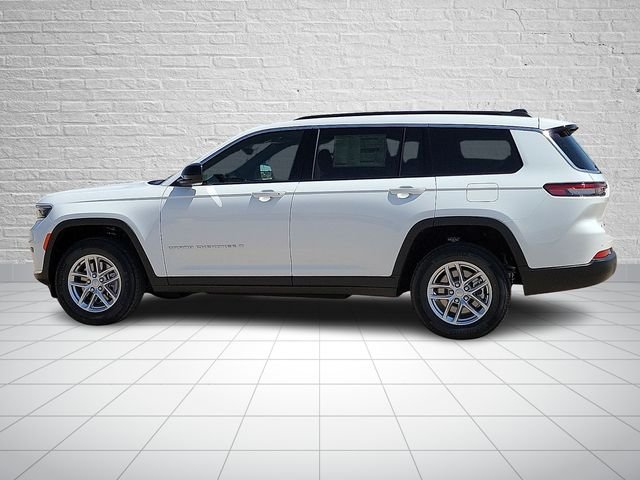 New 2026 Bright White Clearcoat Jeep Laredo image 2