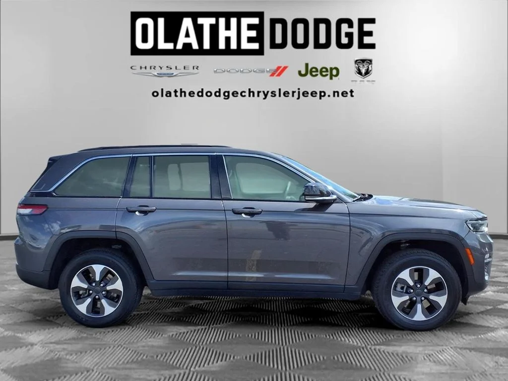 Certified Used 2024 Gray Jeep 4xe image 29