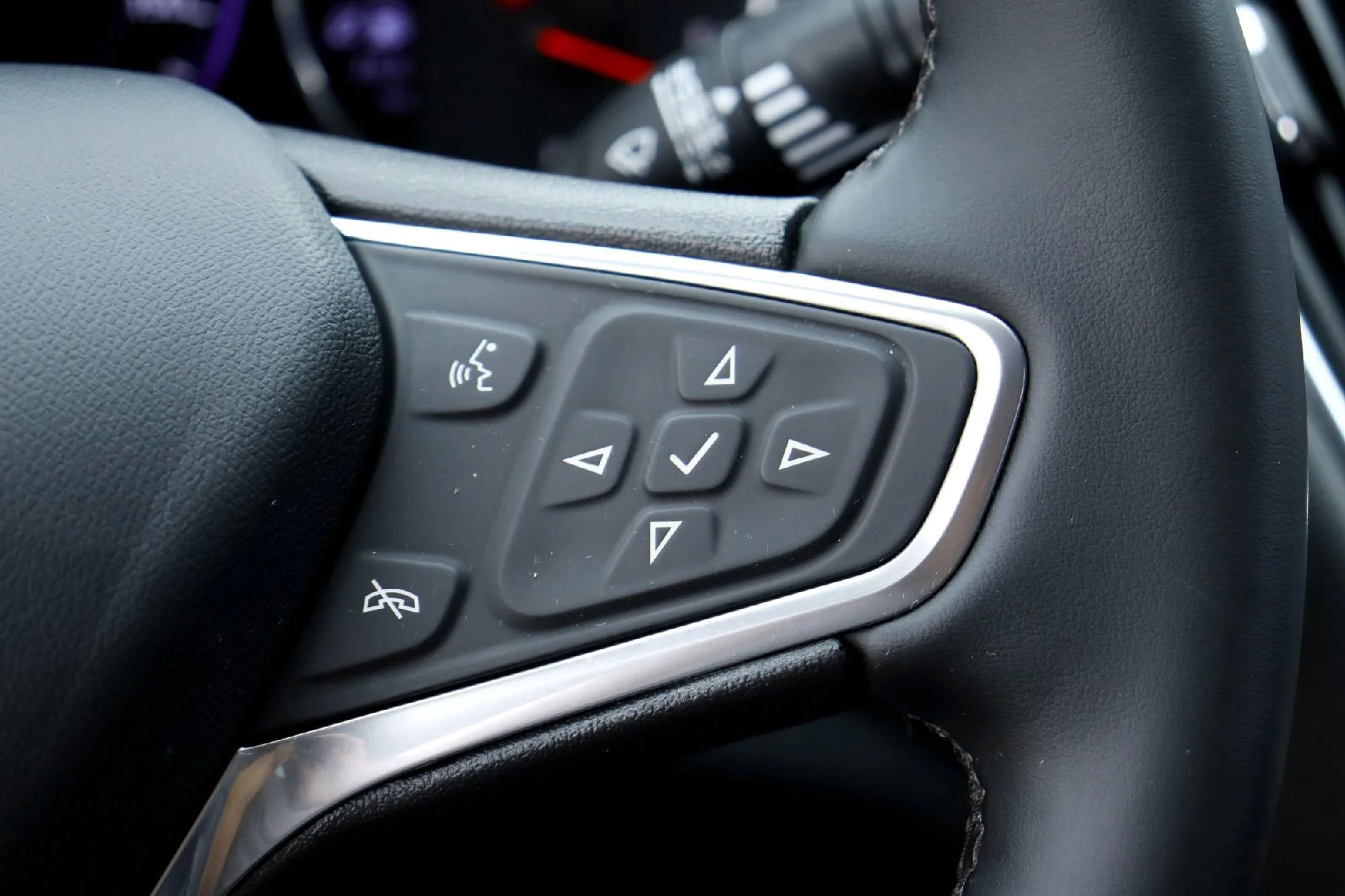Certified Used 2023 Gray Chevrolet LT image 13