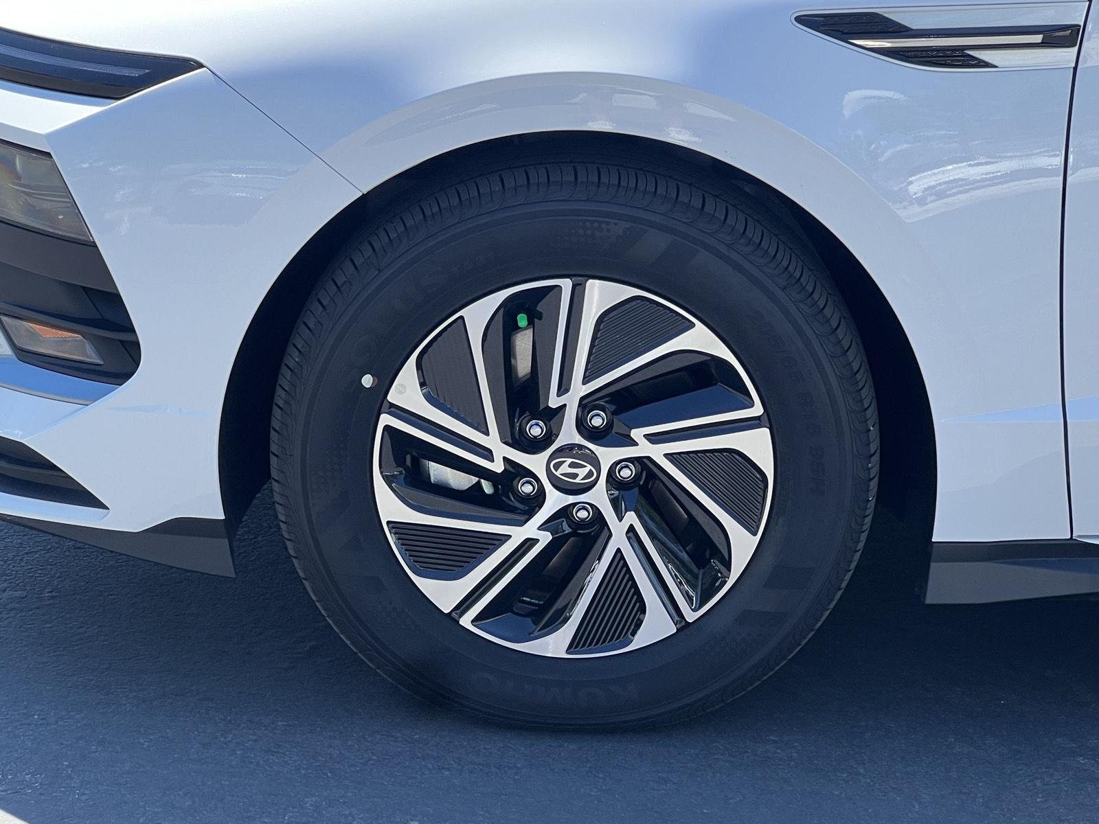 2026 Hyundai Sonata Hybrid Blue - Photo 13