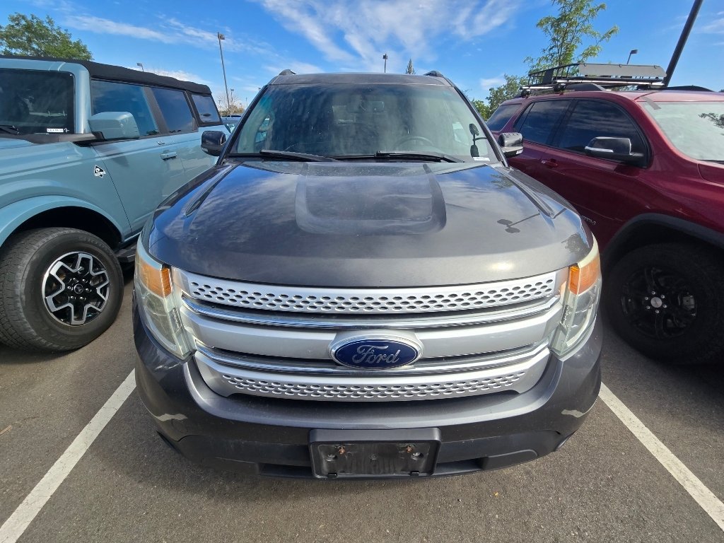 Used 2015 Magnetic Metallic Ford XLT image 6