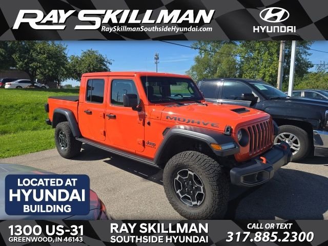 Used 2020 Orange Jeep Mojave image 1