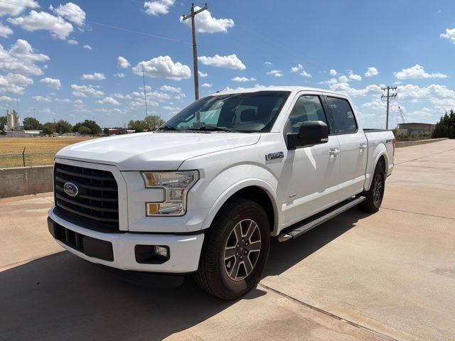Used 2015 White Ford XLT image 1