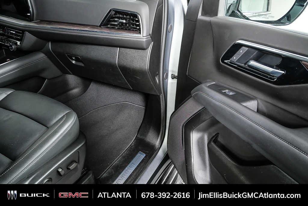 2025 Chevrolet Tahoe LT - Photo 25