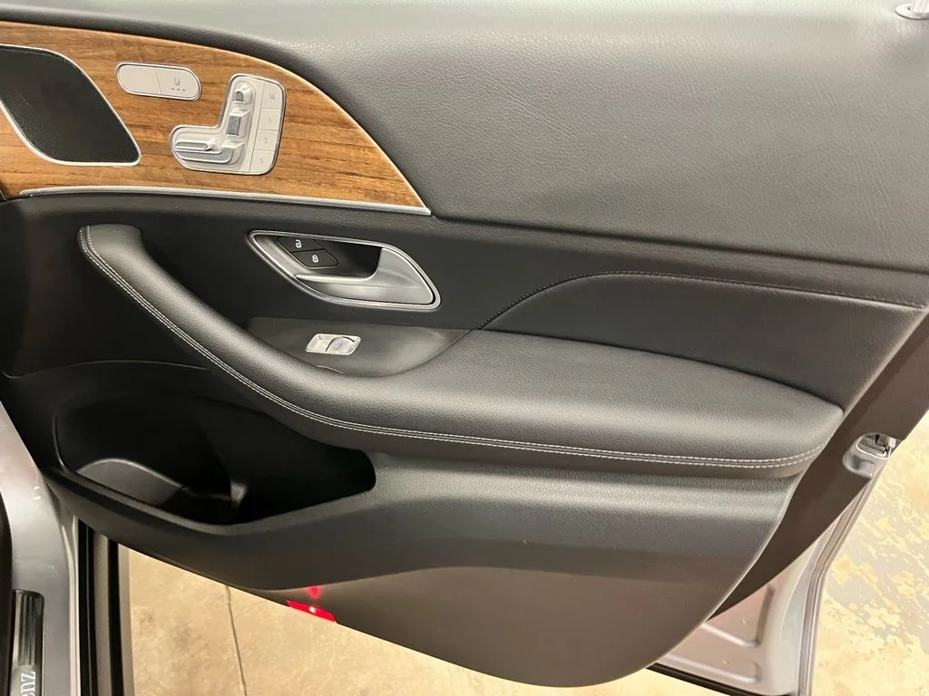 Certified Used 2025 Silver Mercedes-Benz GLE 350 image 44