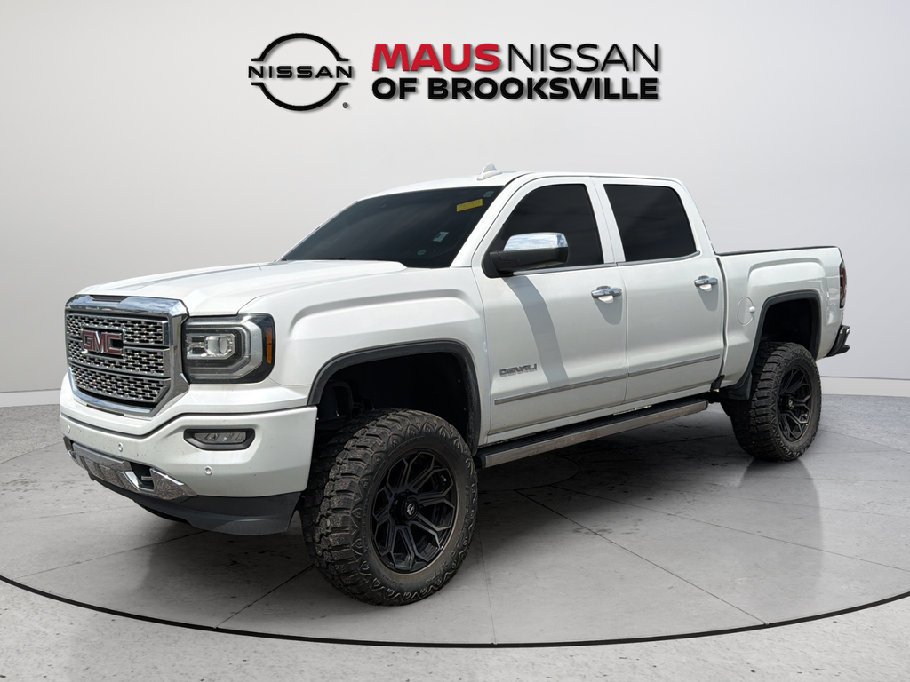 Used 2017 White Frost GMC Denali image 5