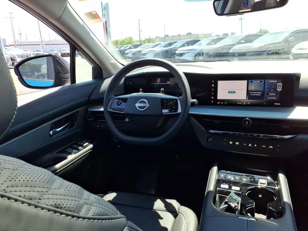 New 2026 Aurora Blue Pearl Metallic / Super Black Two-tone Nissan Platinum image 6
