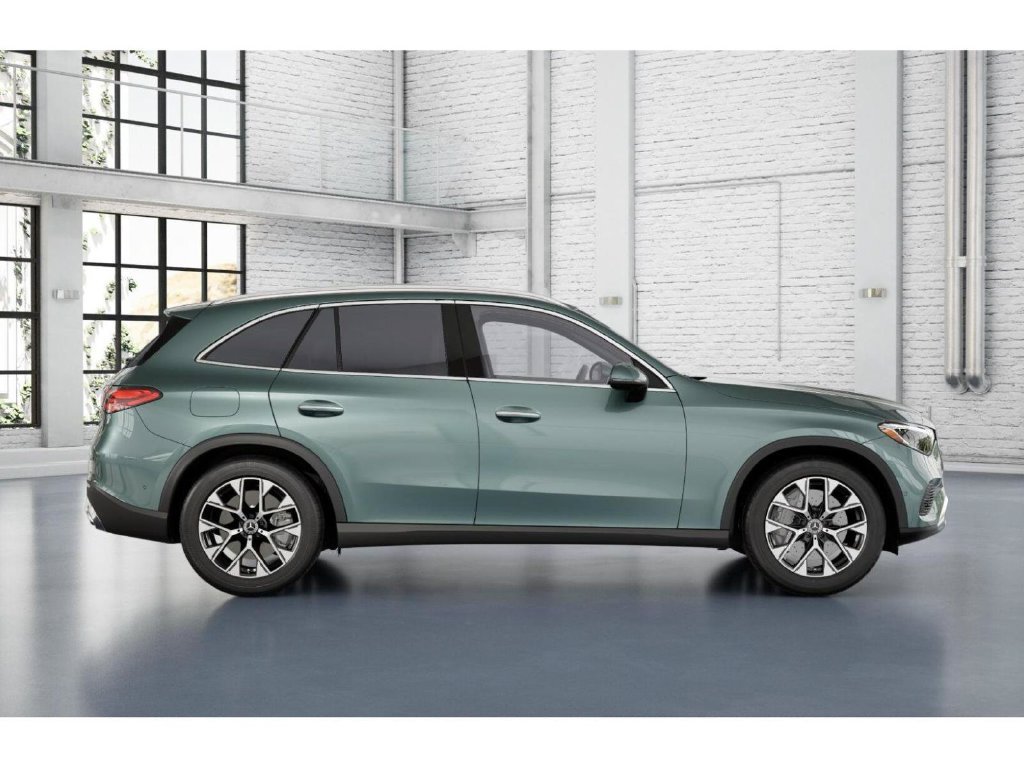 New 2026 Verde Silver Metallic Mercedes-Benz GLC 350 image 44