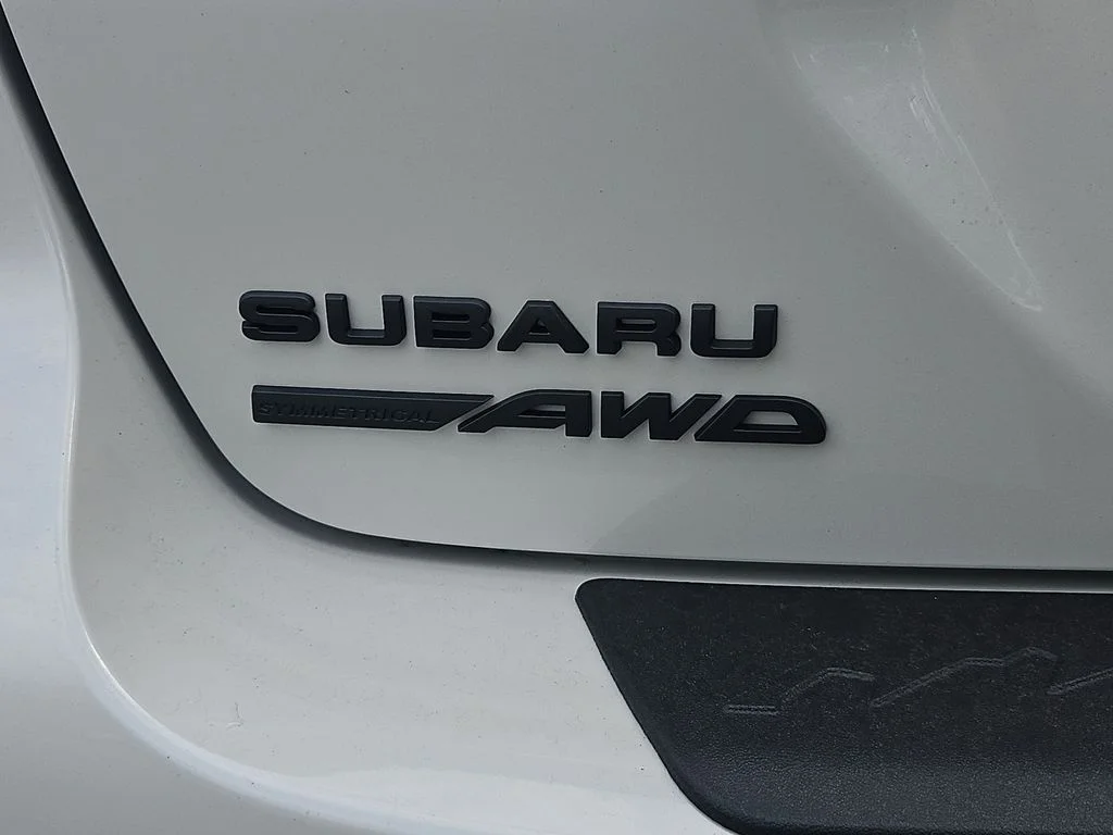 New 2026 CRYSTAL WHITE PEARL Subaru Limited Hybrid image 23