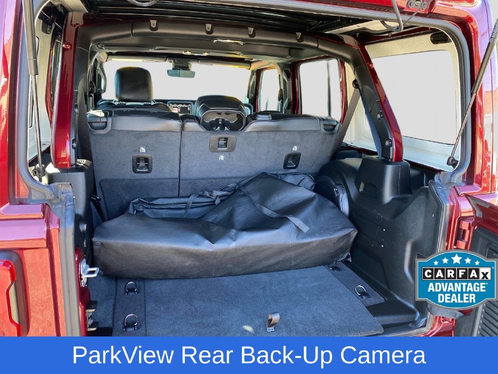 Used 2022  Jeep Unlimited Sahara Altitude image 7